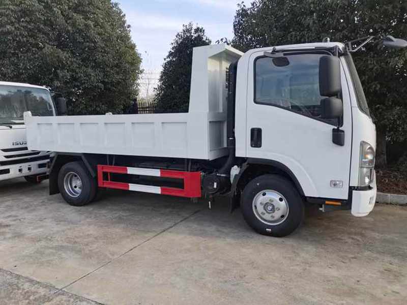 Truck Dump Truck Comparison – Features You Must Know