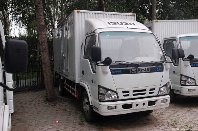 ISUZU 4×2 Cargo Vehicle